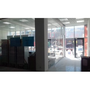 Стеклянная перегородка